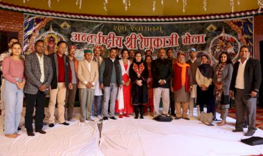 अंतर्राष्ट्रीय रेणुका मेले में बहु भाषी कवि सम्मेलन का आयोजन तीन दर्जन कवियों ने भाग लिया