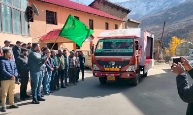 विकसित भारत संकल्प यात्रा को  केलंग से हरी झंडी