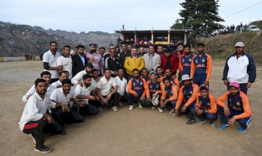 शिक्षा मंत्री ने सुंडली में आयोजित क्रिकेट प्रतियोगिता का किया समापन