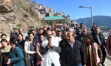 अनिरूद्ध सिंह ने अप्पर ढली क्षेत्र में जन समस्याएं कार्यक्रम में की शिरकत