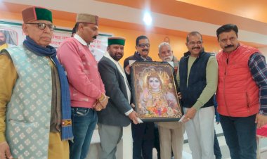 उद्योगपति व समाजसेवी  डॉ.महिन्दर शर्मा को लाइफ़टाइम अचीवमेंट अवार्ड से किया गया सम्मानित