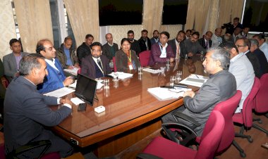 ई-टैक्सी की खरीद के लिए ऋण पर गारंटी प्रदान करेगी प्रदेश सरकार: मुख्यमंत्री