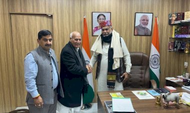 कृषि मंत्री ने केंद्रीय मंत्री पुरूषोत्तम रूपाला से भेंट की