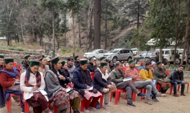 छोलतू  में आयोजित किया गया विभागीय योजनाओं से संबंधित जागरूकता शिविर
