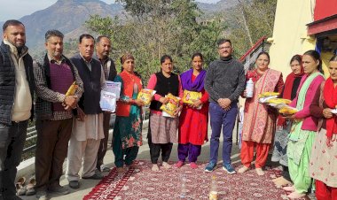 पशुपालकों के लिए लगाए चार  जागरूकता शिविर