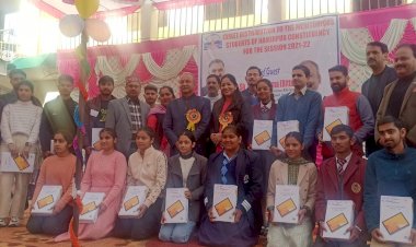 सामाजिक विषमताओं को समाप्त करने में शिक्षा महत्वपूर्ण - संजय अवस्थी