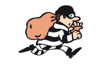 चोरों ने की सेंधमारी,बर्तनों की दुकान से नकदी व कीमती सामान उड़ाया