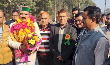 विकसित भारत संकल्प यात्रा के नाम पर गुमराह कर रही है भाजपा: इंद्र दत्त लखनपाल