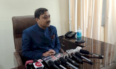 सांसद सुरेश कश्यप ने मुख्यमंत्री को आड़े हाथों लिया बोले डेढ़ हजार संस्थानों की कर दी तालाबंदी,सिरमौर के साथ कर रहे हैं भेदभाव