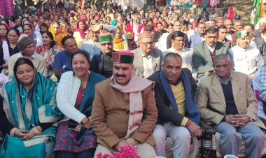 आधुनिक शिक्षा के साथ-साथ संस्कृति की जानकारी होना आवश्यक - संजय अवस्थी