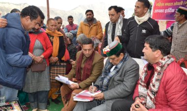 प्रदेश सरकार सभी वर्गों के संतुलित विकास के लिए कार्यरत : डॉ. शांडिल