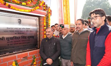 मुख्यमंत्री ने नादौन विधानसभा क्षेत्र के लिए चार विकासात्मक परियोजनाओं की आधारशिला रखी