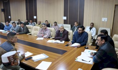 17 जनवरी को बकरास में आयोजित होने वाले ‘‘सरकार गांव के द्वार‘‘ कार्यक्रम के लिए सभी विभाग मुस्तैदी से तैयारी करें-एल.आर. वर्मा