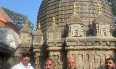 मुख्यमंत्री ने  कामाख्या शक्तिपीठ में  प्रार्थना की