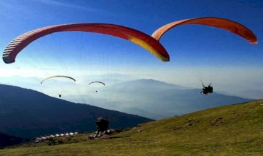 स्थानीय युवाओं को मिला व्यावसायिक उड़ान का लाइसेंस