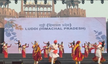 लाल किला दिल्ली में बरसे लुड्डी के रंग