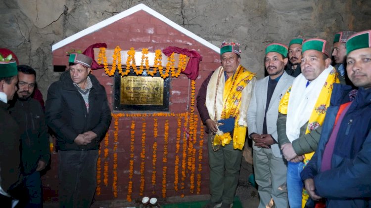 बागवानों की आय बढ़ाने के दृष्टिगत सरकार सस्ती दरों पर बागवानी उपकरण, खाद और कीटनाशक करवा रही है उपलब्ध : जगत सिंह नेगी