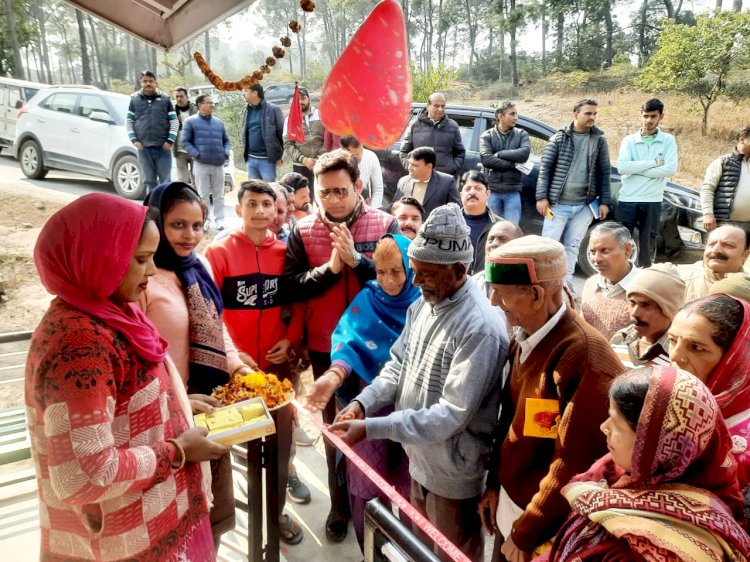 आरएस बाली की पहल, वरिष्ठ नागरिकों से करवाया उद्घाटन, कहा विकास में बुर्जुगों का आशीर्वाद और सम्मान जरूरी