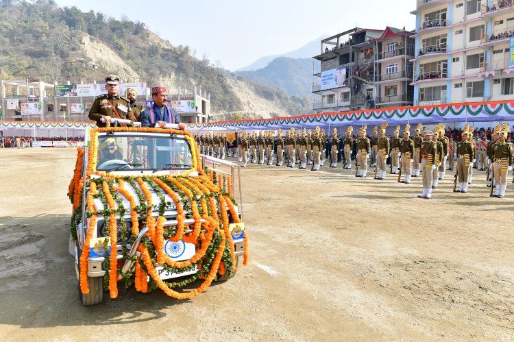 मुख्यमंत्री ने मंडी जिला के धर्मपुर में आयोजित 54वें पूर्ण राज्यत्व दिवस समारोह की अध्यक्षता की