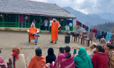 गीत संगीत के माध्यम से प्रदेश सरकार की जन कल्याणकारी योजनाओं की दी जानकारी
