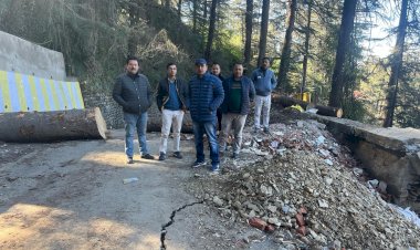 भानू गुप्ता ने बैमलोई-कनलोग सड़क का निरीक्षण कर यातायात शीघ्र बहाल करने के दिए  निर्देश