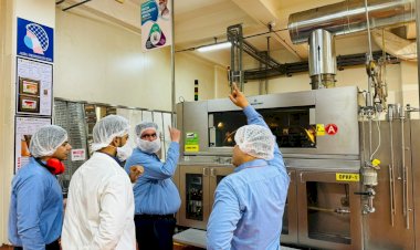 उपायुक्त ने नेस्ले और लोविन केयर काॅस्मैटिक कम्पनियों का किया निरीक्षण, सुरक्षा की दृष्टि से दिए आवश्यक दिशा-निर्देश