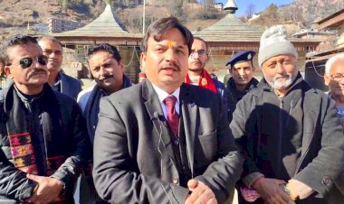 उपायुक्त ने हाटेश्वरी माता मंदिर में शीश नवाया