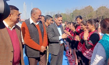 आलराउंडर टीचर ही दे सकता है बेहतर शिक्षा : राजेश धर्माणी तकनीकी शिक्षा मंत्री ने किया इंटर डाइट स्पोर्ट्स मीट का समापन