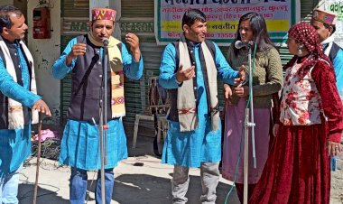 पंचायत व शिरड़ पंचायत में फोक  मीडिया से सम्बंधित कार्यक्रम प्रस्तुत