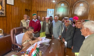 वित्तीय लाभ न मिलने से सरकार से नाराज पेंशनर्स, मुख्यमंत्री से की जल्द लम्बित वित्तीय लाभ जारी करने की मांग