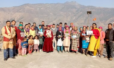 कला मंच ने गड़सा व मशग्रां पंचायत में किए जनजागरूकता अभियान