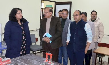 उपायुक्त तोरुल एस रवीश ने किया नशा मुक्ति एवं पुनर्वास केंद्र भुंतर व आदर्श जिला दिव्यांग पुनर्वास केंद्र कुल्लू का निरीक्षण