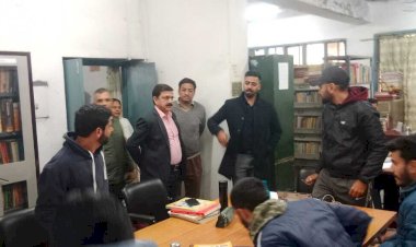 उपायुक्त ऊना ने किया जिला पुस्तकालय ऊना का निरीक्षण, ऑनलाइन पढ़ाई हेतू उपलब्ध होगी वाई-फाई सुविधा