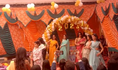 विदाई समारोह में विद्यार्थियों ने बिखेरे इन्द्रधनुषी भावनाओं के रंग, ए.वी.एन स्कूल में ग्यारहवीं के विद्यार्थियों ने ज़मा दो के बच्चों के लिए किया समारोह आयोजित