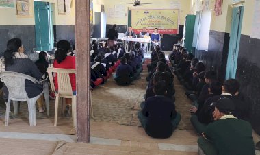 बाल विकास परियोजना अधिकारी कार्यालय नादौन ने आयोजित किया जागरुकता शिविर