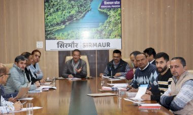 पेड  न्यूज़ पर निगरानी रखेगी एम.सी.एम.सी. : सुमित खिमटा