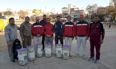 शीला फोम कालाअंब ने वी के यर सपोर्टस सोसाइटी को किया सम्मानित