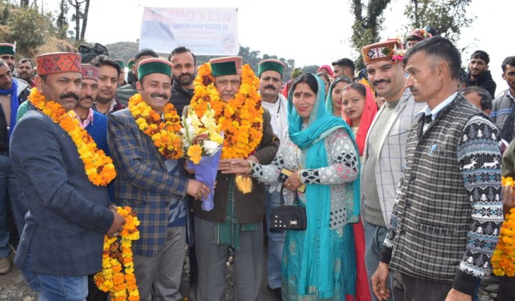 कुलदीप सिंह पठानिया ने खडेड़ा-ओहरा तथा मनोला-महोट  सड़क  का किया शिलान्यास