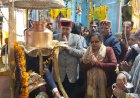 राजीव बिंदल ने महाशिवरात्रि के अवसर रानीताल शिव मंदिर में शीश नवाया