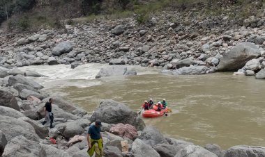 एशियन राफ्टिंग चैंपियनशिप के दूसरे दिन सभी टीमों को नियमों से करवाया अवगत