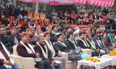 केंद्रीय मंत्री नितिन गडकरी ने हमीरपुर से वर्चुअल माध्यम से किया बिजली महादेव रोपवे का भूमि पूजन ।