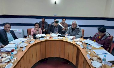 स्वास्थ्य मंत्री की अध्यक्षता में रोगी कल्याण समिति की बैठक आयोजित