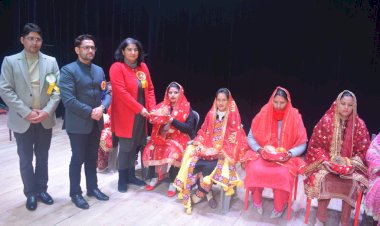 उपायुक्त तोरुल एस रवीश ने की अंतरराष्ट्रीय महिला दिवस कार्यक्रम की अध्यक्षता