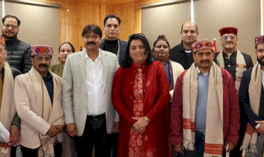 एडीसी कांगड़ा सौरव जस्सल ने नगर निगम धर्मशाला के मनोनीत पार्षदों को दिलाई शपथ