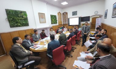 मुख्य सचिव की अध्यक्षता में राज्य स्तरीय लीड एजेंसी (सड़क सुरक्षा) परिवहन विभाग की समीक्षा बैठक आयोजित