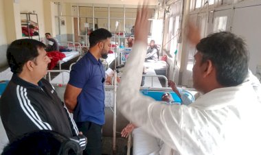 मैड़ी मेले में पहाड़ी से मलबा गिरा 2 लोगों की मौत 7 घायल,डीसी उपायुक्त ने घायलों का अस्पताल जाकर हाल जाना