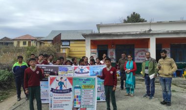 चौपाल विधानसभा क्षेत्र के रूसलाह में बताया मतदान का महत्व