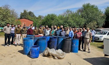 पंजाब के आबकारी विभाग के साथ संयुक्त कार्रवाई में, 32 हजार बल्क लीटर अवैध शराब पकड़ी,अवैध शराब की 10 भ_ियों पर भी कारवाई