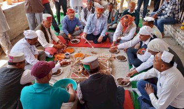 मेले और त्यौहार हमारी प्राचीन संस्कृति  के संरक्षण में अहम भूमिका निभाते हैं- सुमित खिमटा