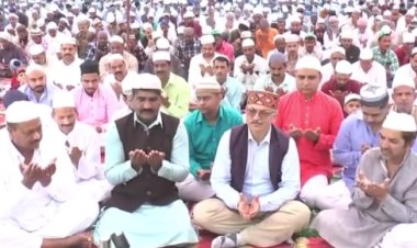 नाहन की ईदगाह में पढ़ी गई ईद उल फितर की नमाज, विधायक अजय सोलंकी  विशेष रूप से रहे मौजूद,